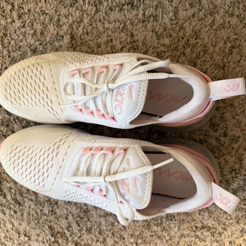 Nike Air Max 270 Women's White and Pink Sneakers Size 11.5